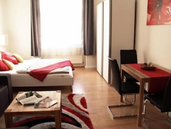 Фото CheckVienna – Apartment Inzersdorferstrasse