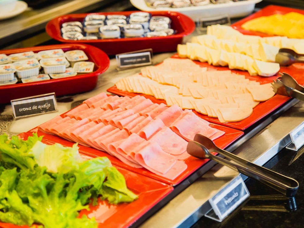 Фото Ibis Porto Alegre Aeroporto