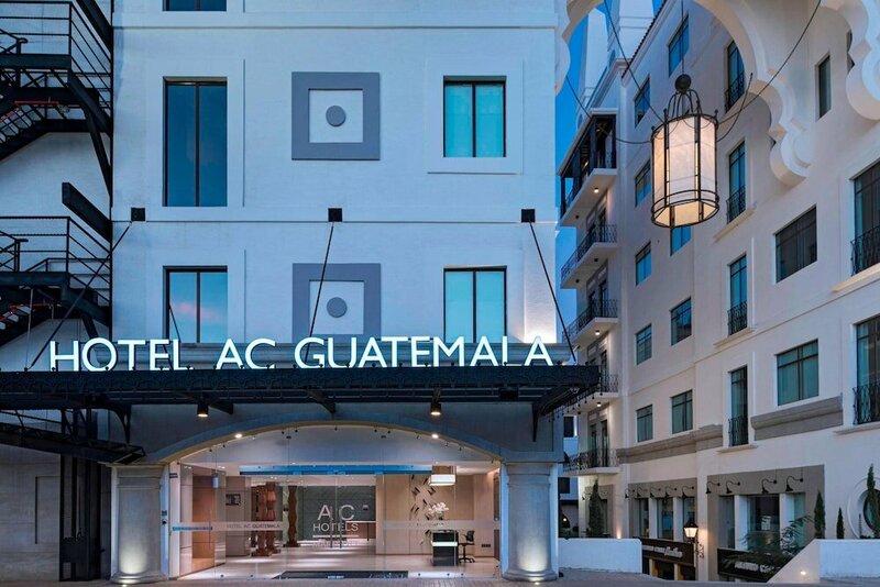 Гостиница Ac Hotel by Marriott Guatemala City в Гватемале