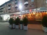 Fry Day (Komitas Avenue, 58/12), cafetería