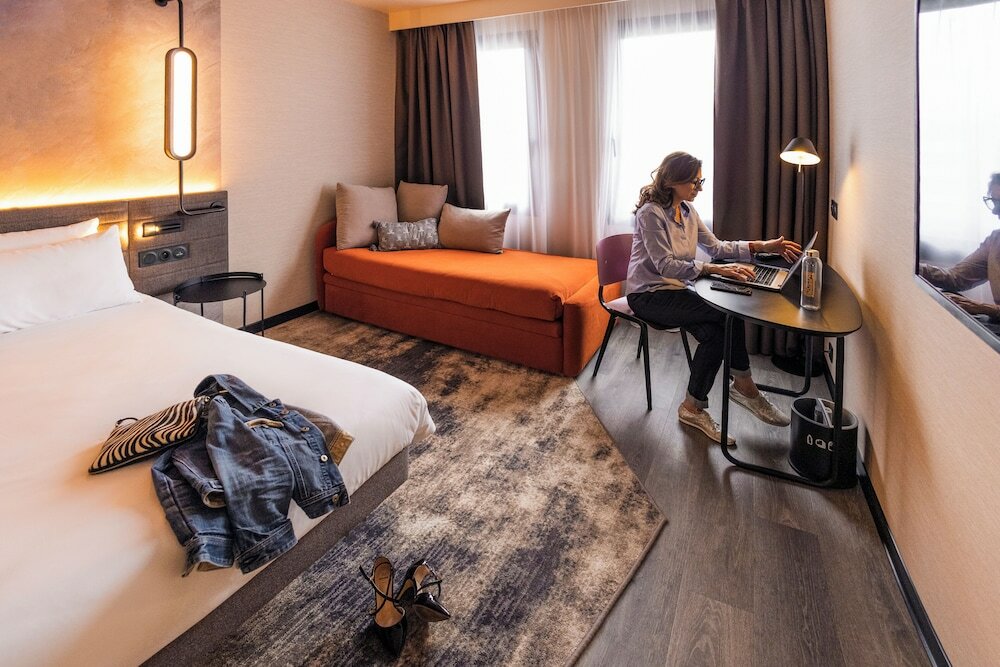 Фото Novotel Rouen Centre Cathédrale