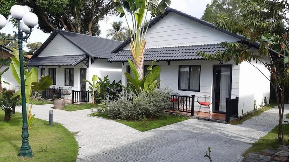 Фото Rum Bungalow Resort Phu Quoc