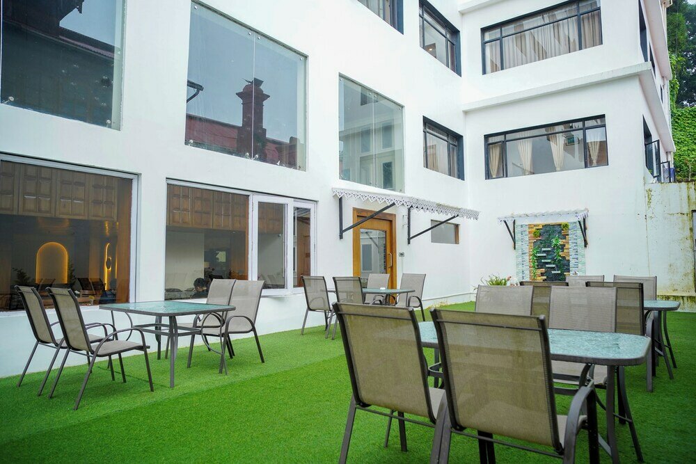 Фото Orsino Resort Mall Road