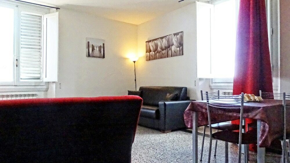 Фото La Campanella Guesthouse