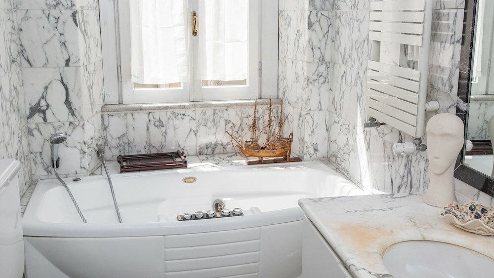 Фото Rental In Rome Monti Apartment