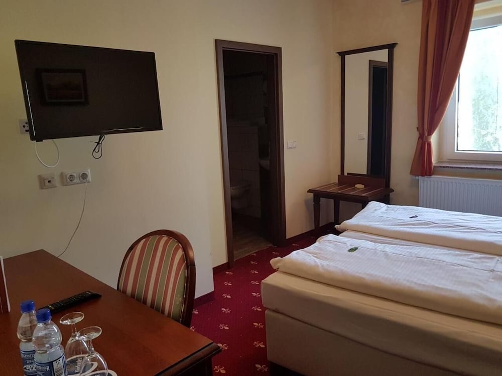 Фото Hotel Medaillon