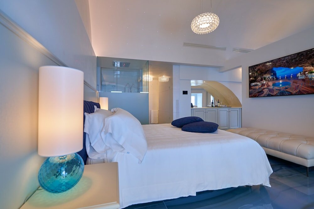 Фото Hotel Grotta Palazzese