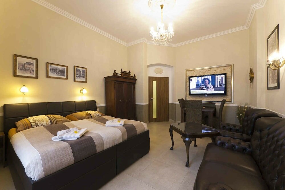 Фото Апартаменты Karla Capka Street