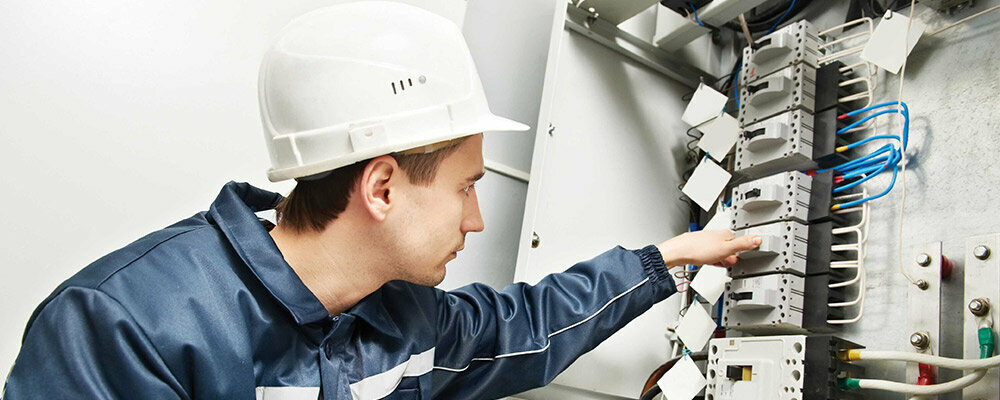 Trabajos de montajes eléctricos Ceylan Elektrik Elektronik TV tamir ve uydu sistemleri, , foto