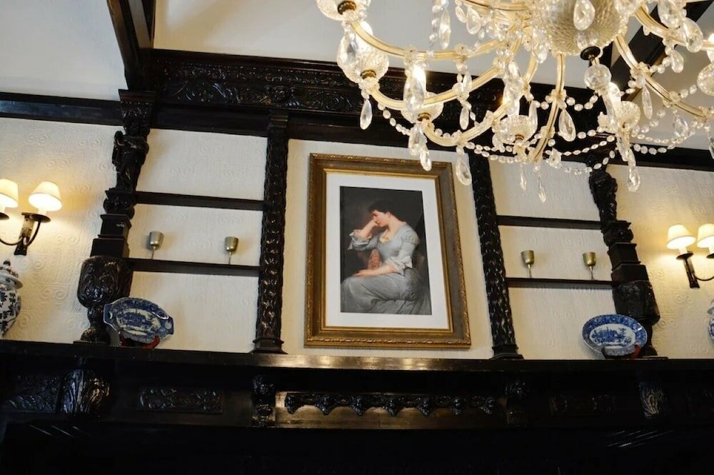 Фото Langtry Manor Hotel