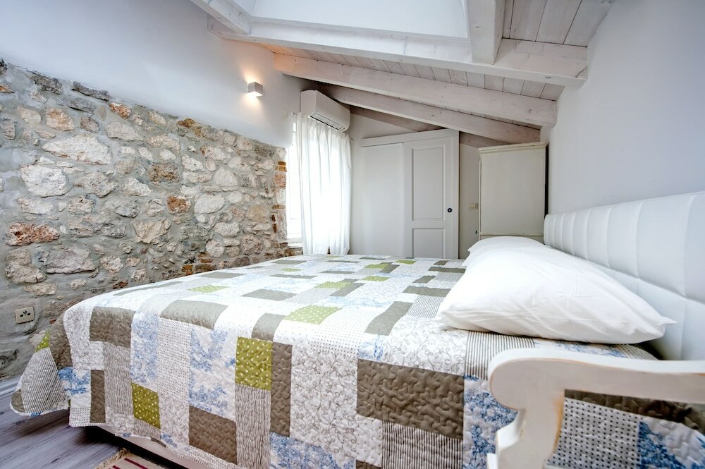 Фото Apartment and Studio Ca 3 Vie