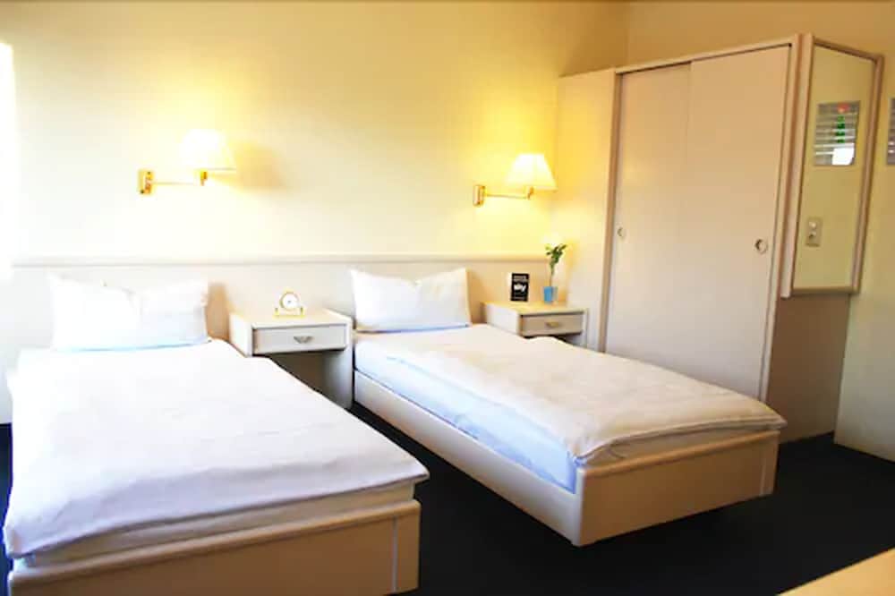 Фото Hotel Altenwerder Hof