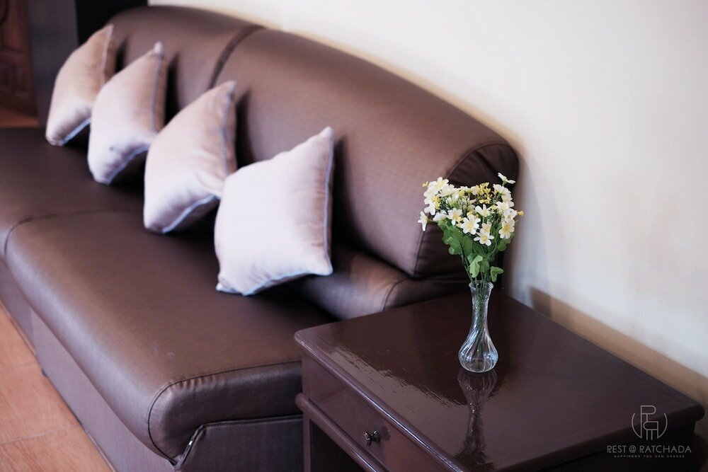 Фото Rest at Ratchada Hotel