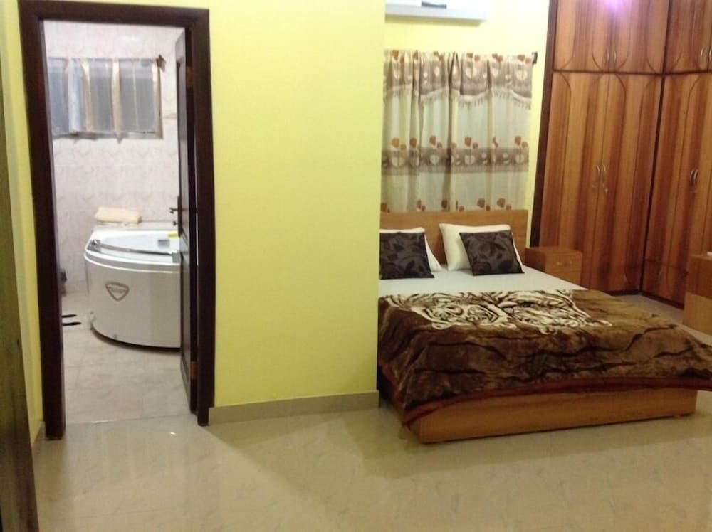 Фото Big Apple D. E Hotel