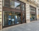 Replay (Kneza Mihaila Street, 33), tienda de ropa