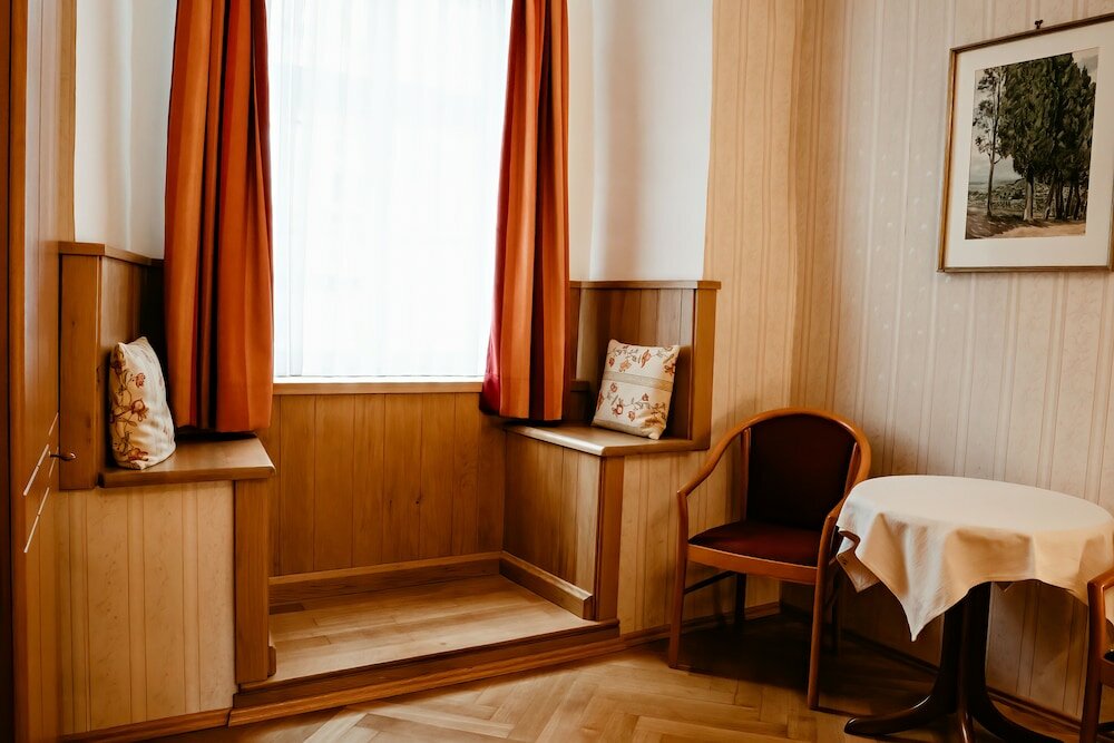 Фото Hotel-Gasthof Goldener Greifen