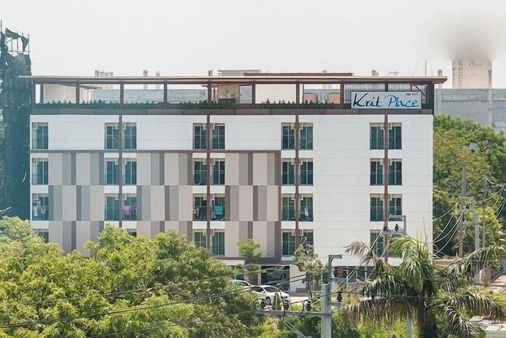 Фото отеля 2