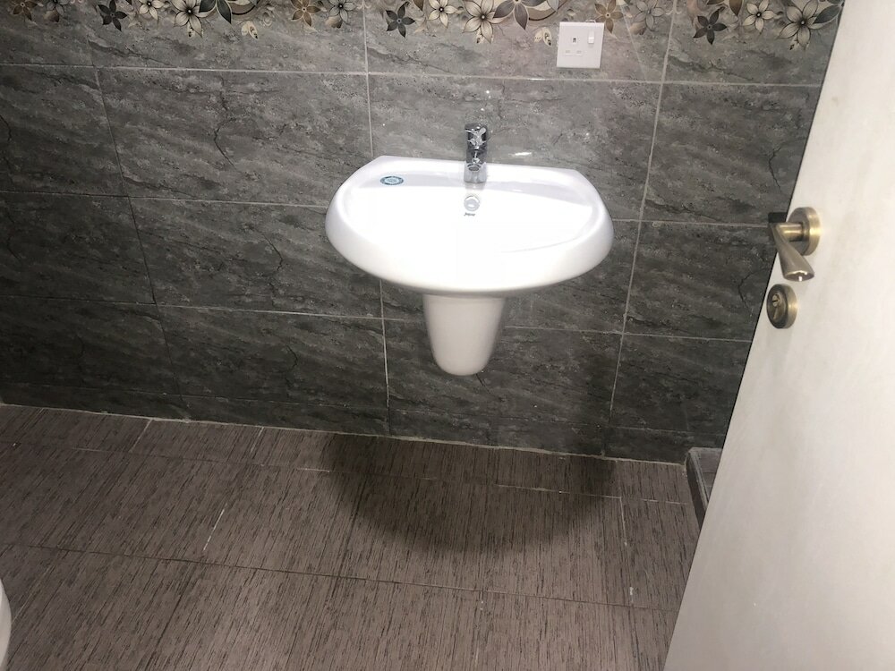 Фото James Persia Piece