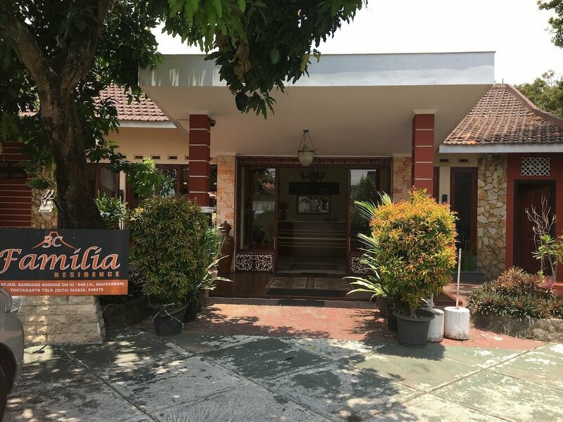 Гостиница 3c Familia Residence в Джокьякарте