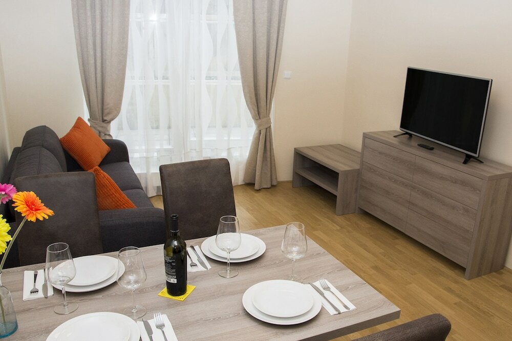 Фото Limes Apartments