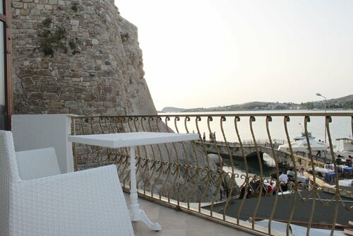  Huri & Nuri Hotel в Фоче