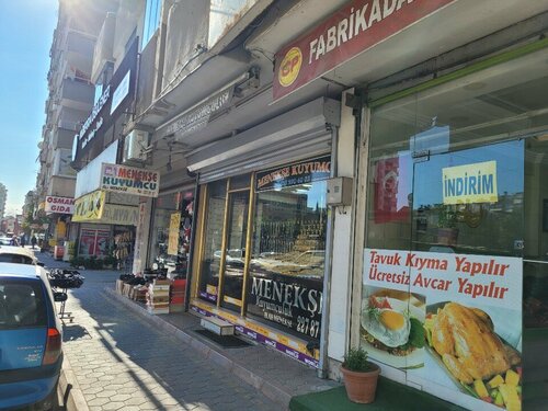 Menekşe Kuyumculuk Fotoğraf 1