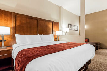 Фото Comfort Suites La Vista - Omaha