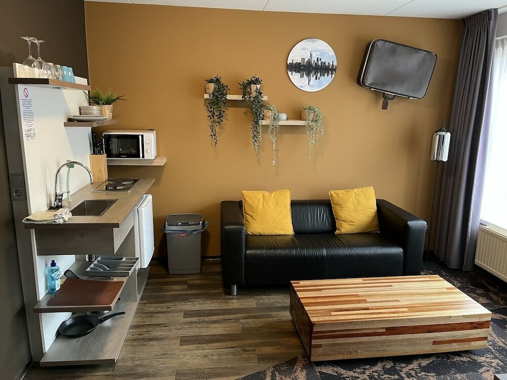 Фото The Happy Traveler