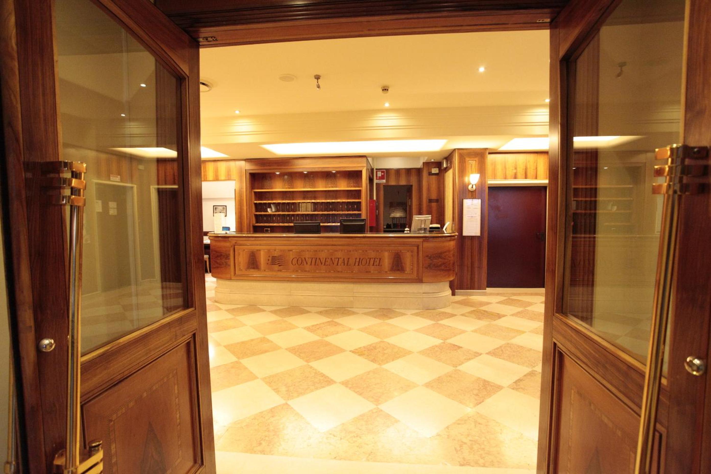 Фото Hotel Continental