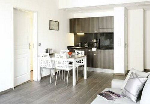 Гостиница Lagrange Apart'HOTEL Lyon Lumière в Лионе