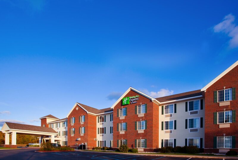 Гостиница Holiday Inn Express Hotel & Suites Acme-Traverse City, an Ihg Hotel