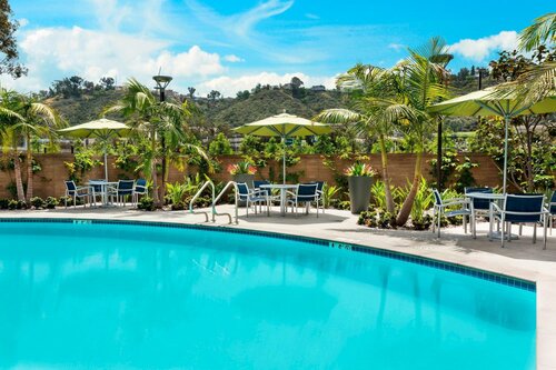Гостиница Springhill Suites San Diego Mission Valley
