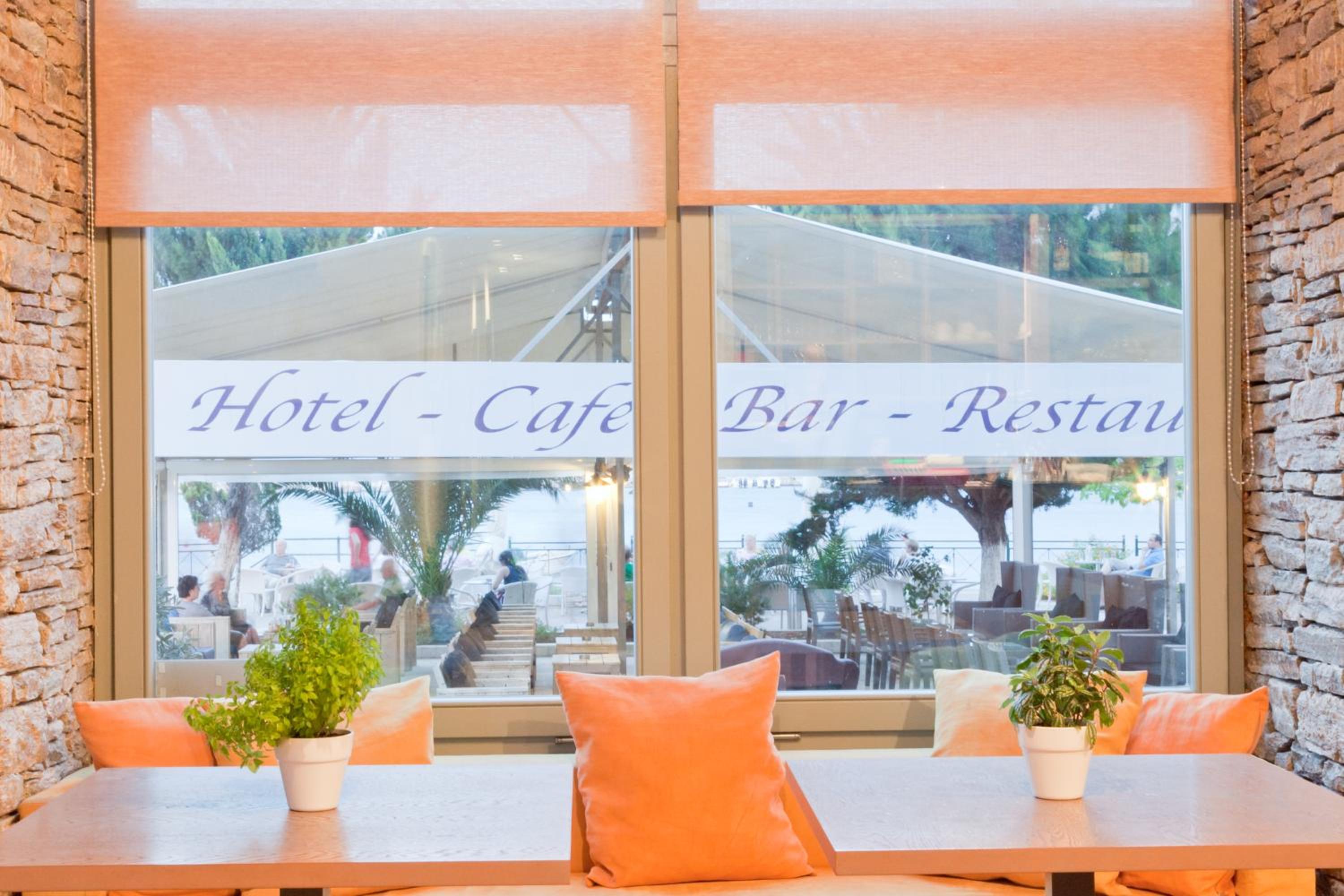 Фото Astros Beach Boutique Hotel