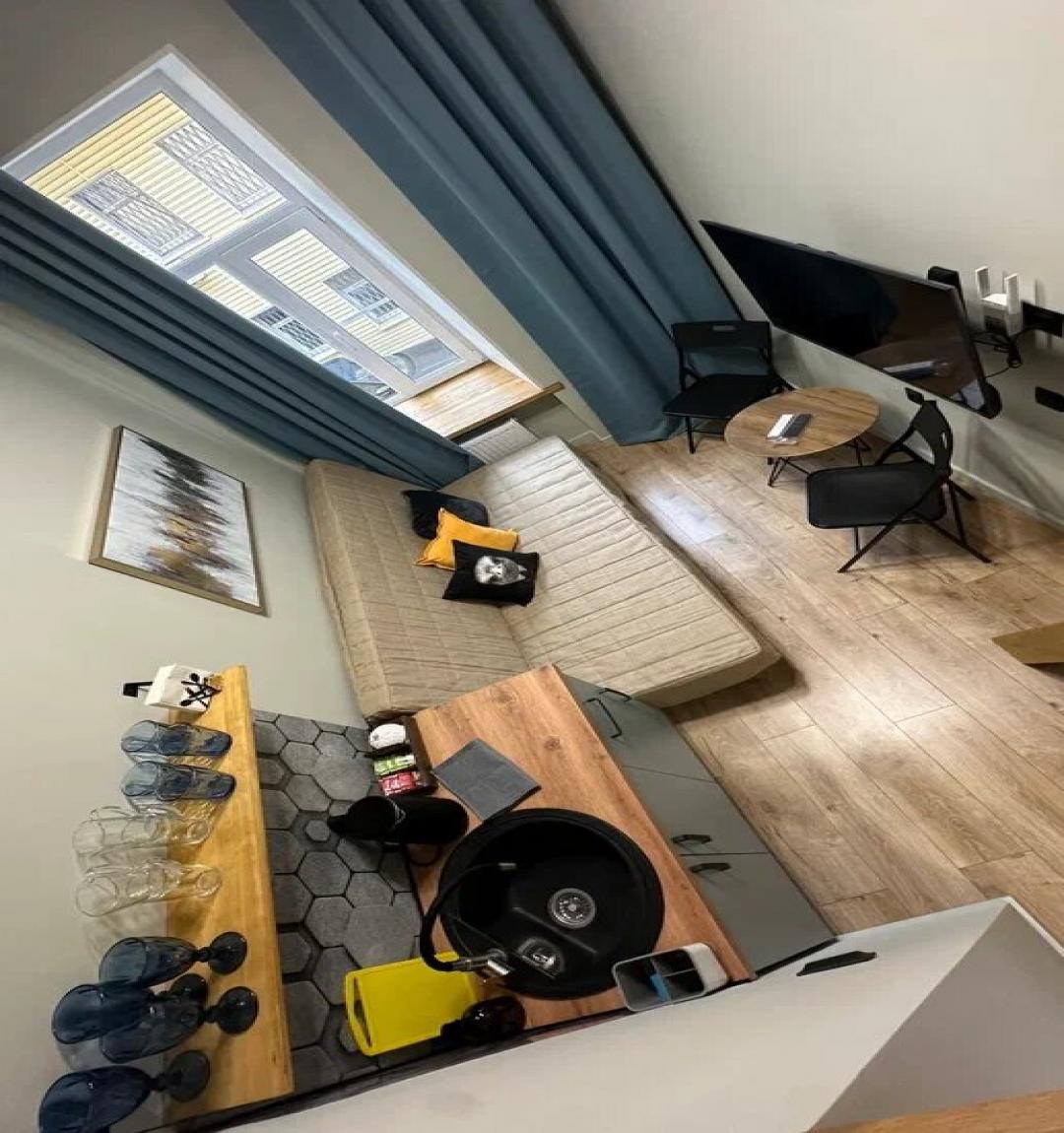 Фото ХотАпарт на Литейном