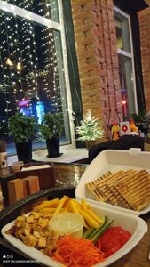 Чебуреки + (selo Obilnoye, Bazarnaya ulitsa, 42), fast food