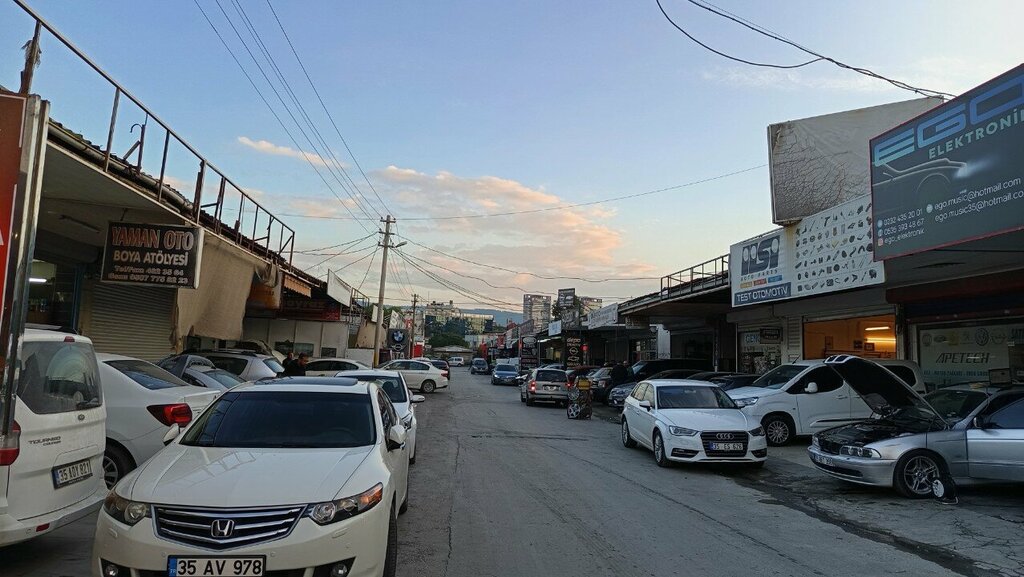 Auto body repair Halil Auto Body and Paintless Dent Repair Workshop, Izmir, photo