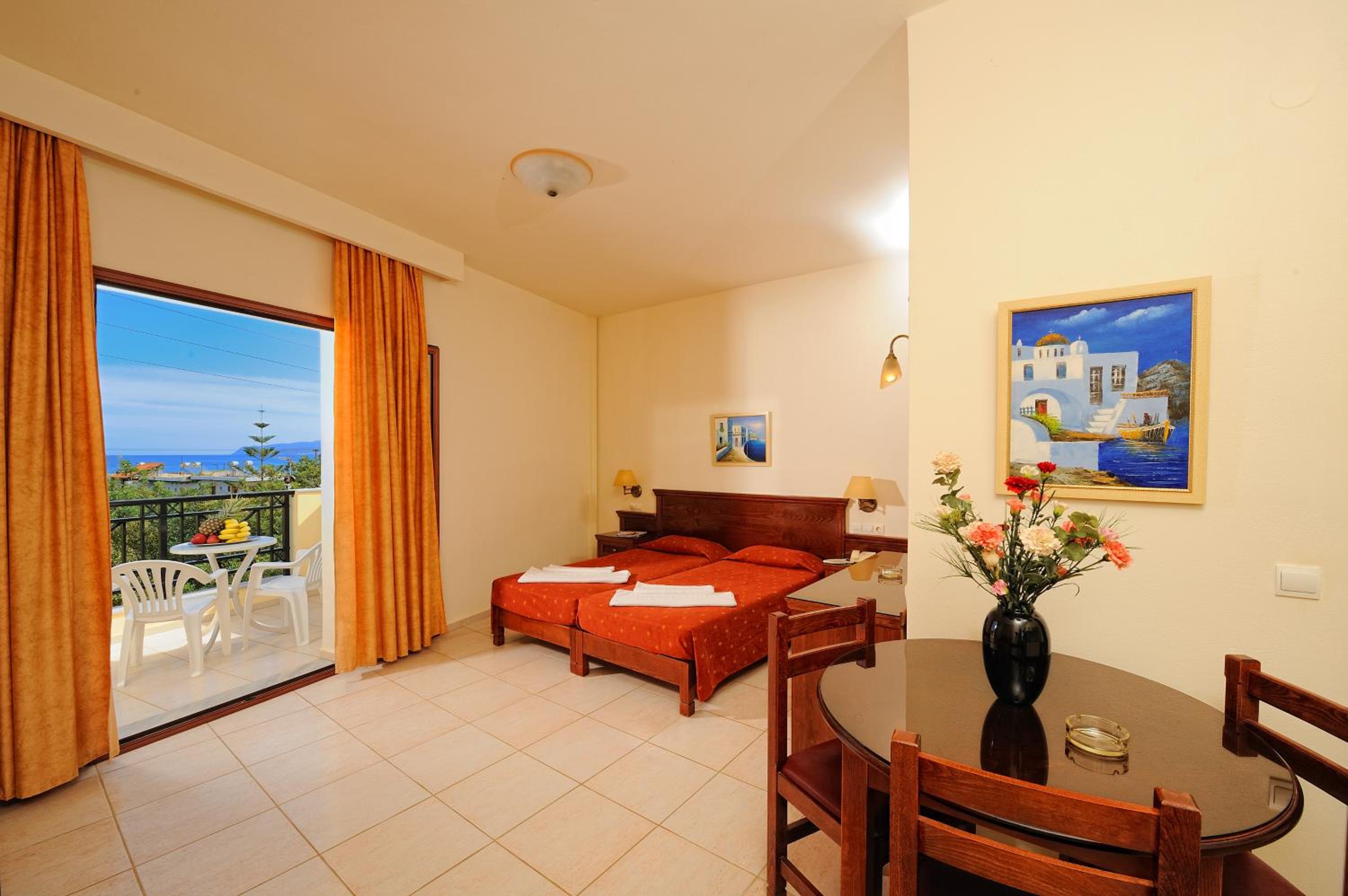 Фото Maria Lambis Apartments