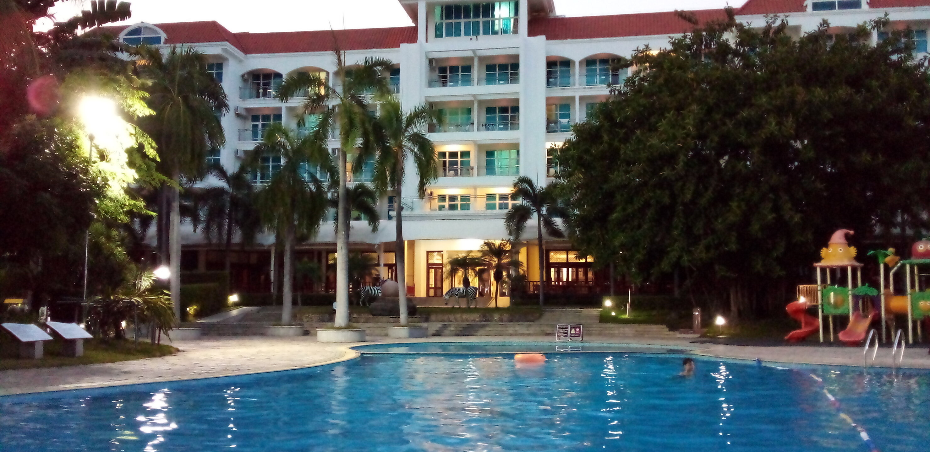 Фото Sanya Huayuan Hot Spring Seaview Resort