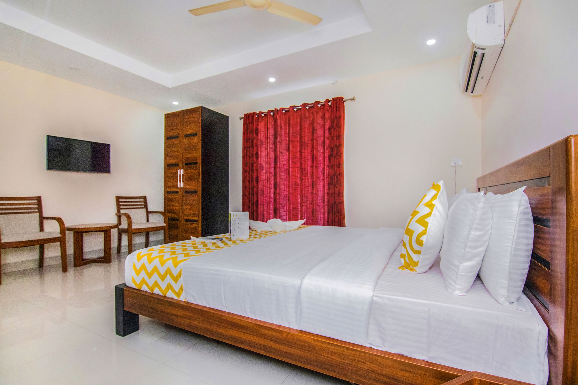 Фото Fabhotel Sri Krishna Residency Airport