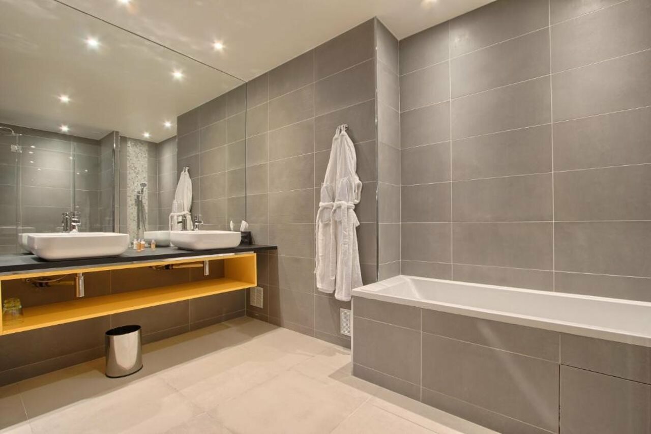 Фото Timhotel Opéra Blanche Fontaine