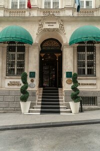 Гостиница The Bank Hotel Istanbul в Бейоглу