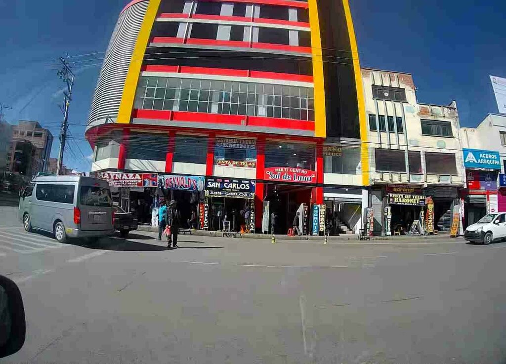 Shopping mall Multi Centro Sol De Luna, El Alto, photo