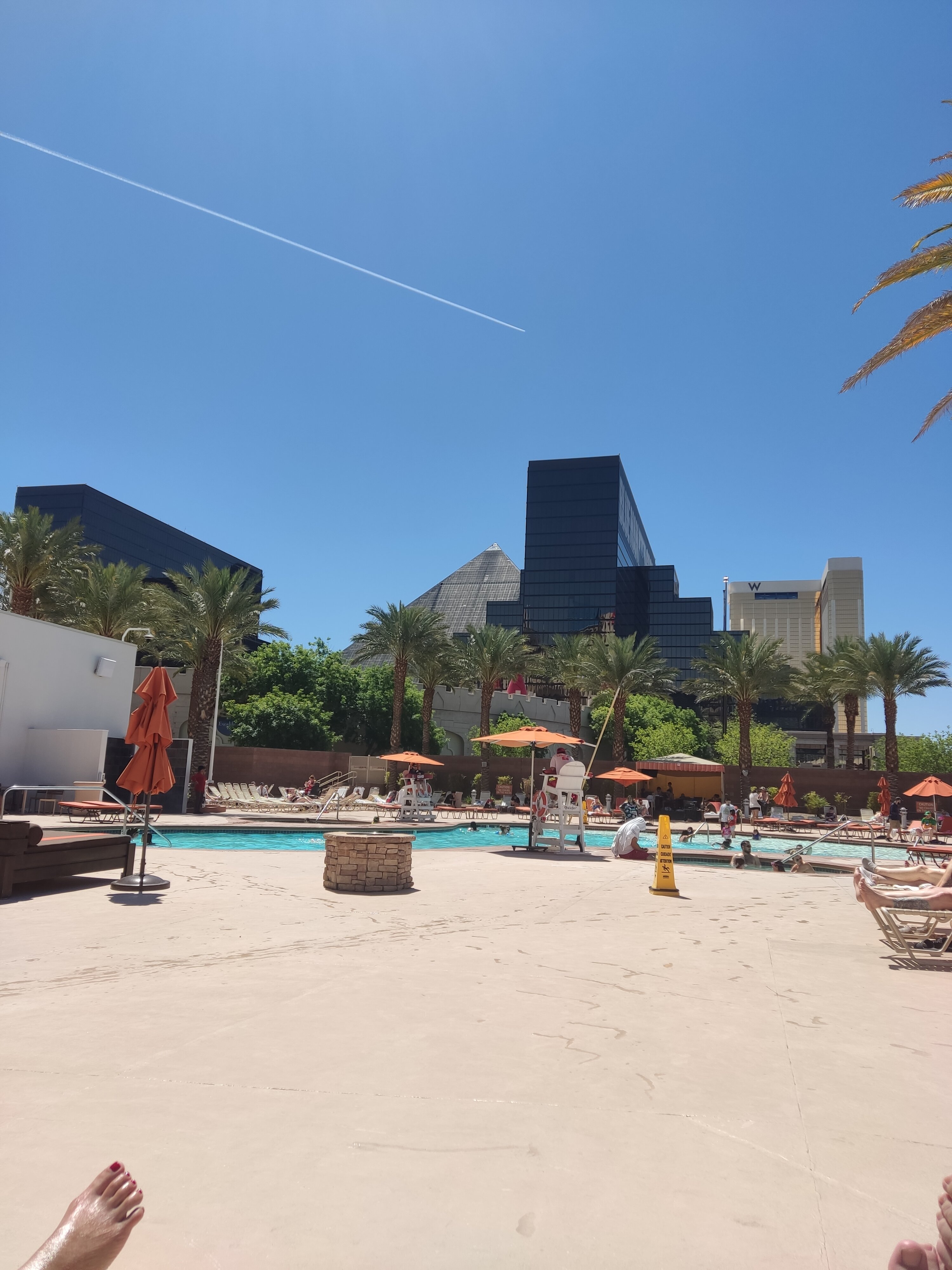 Фото Excalibur Hotel & Casino