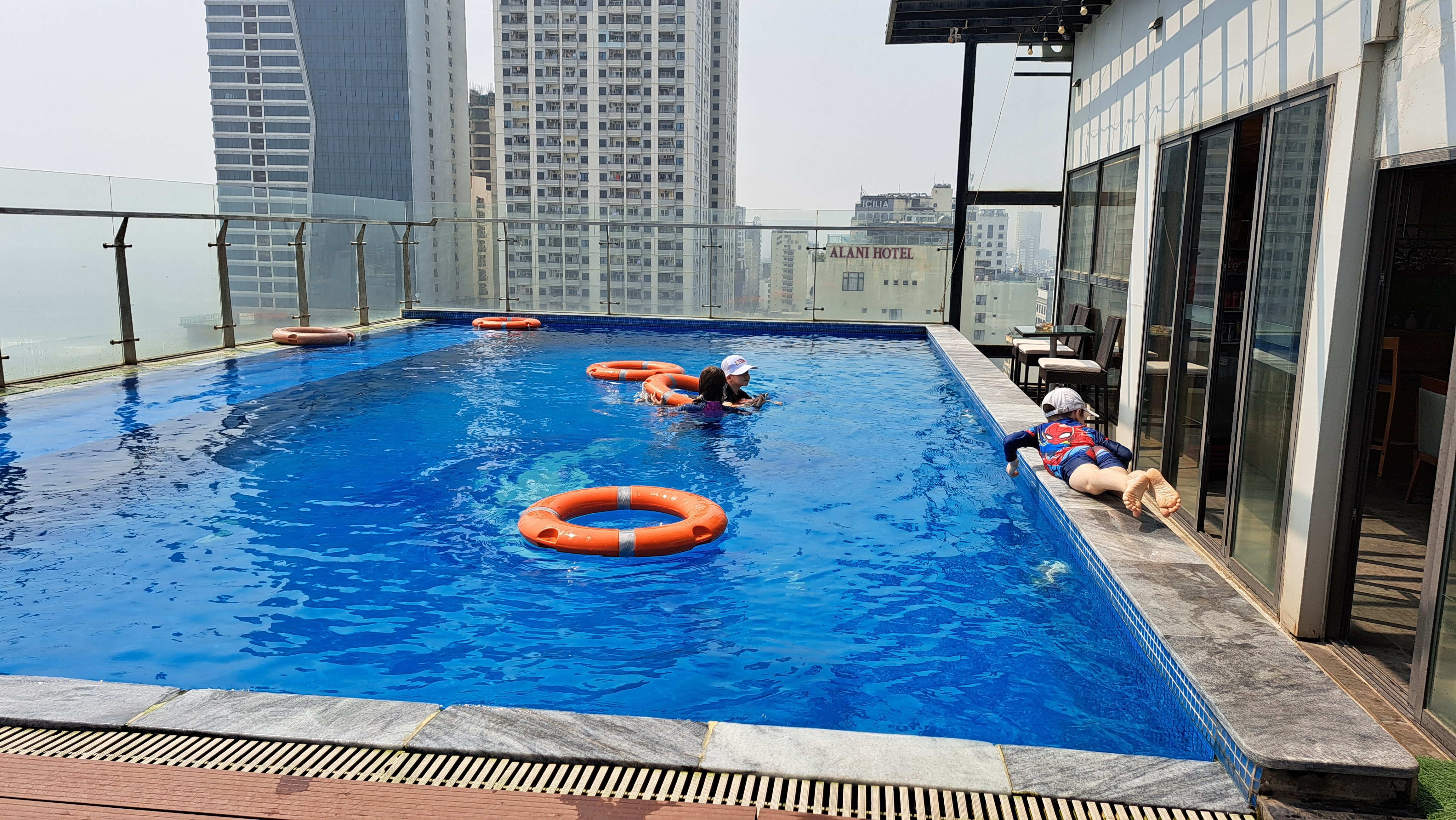 Фото Sunny Ocean Hotel & SPA