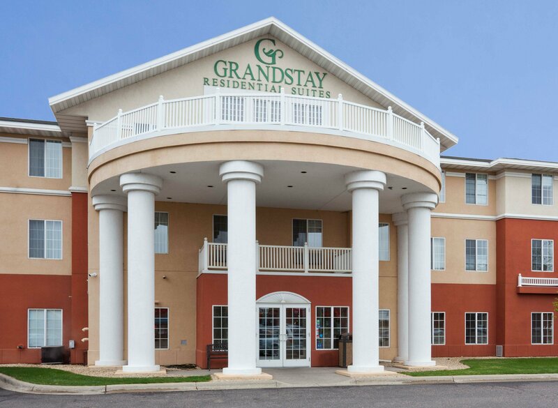 Гостиница GrandStay Residential Suites Hotel - Saint Cloud в Сент-Клауд