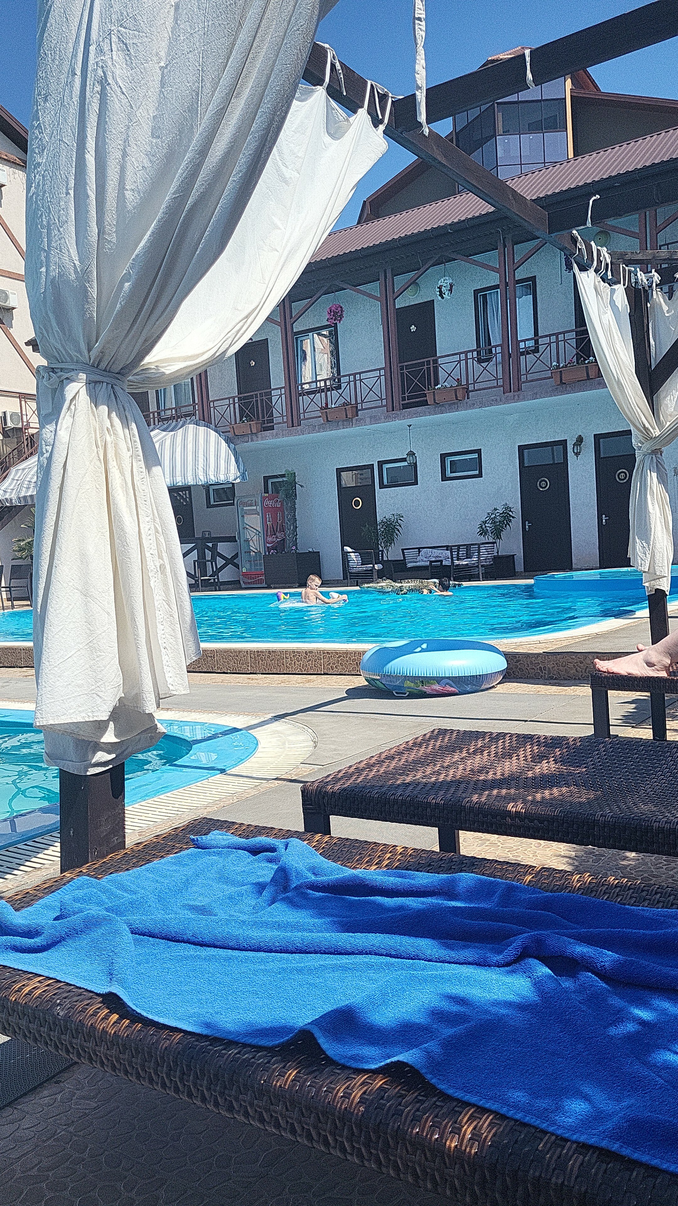 Фото Бонжур