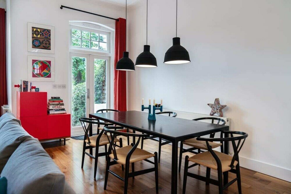 Фото The Clapham Crib - Spacious 4bdr House With Patio