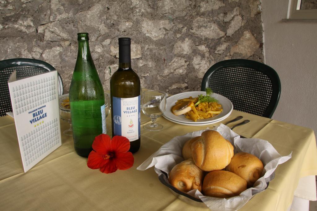 Фото Villaggio Turistico Bleu Village