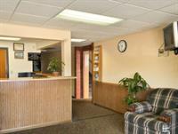 Фото Super 8 by Wyndham Macomb