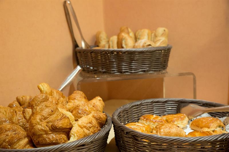 Фото Hôtel Du Pré